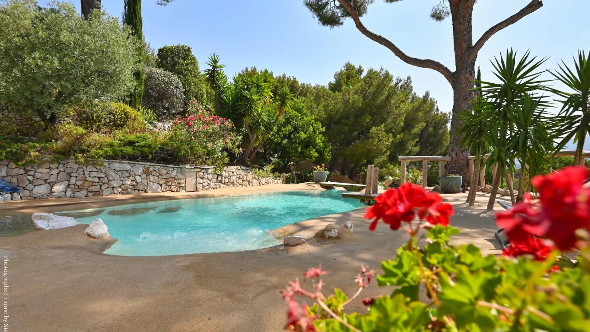 Villa Les Nefliers Vue Panoramique Mer Et Plage A Pied Cassis 0*,  France